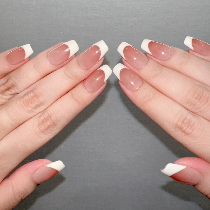 BLUSHED PETAL ROUND NAIL-ON