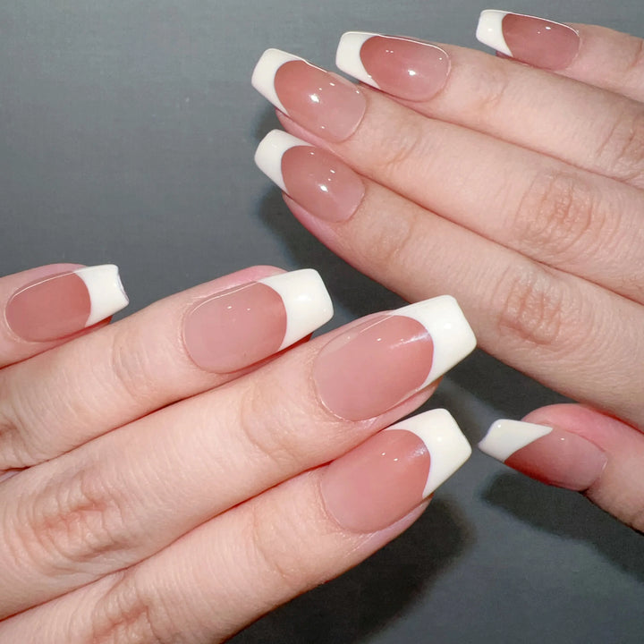 BLUSHED PETAL ROUND NAIL-ON